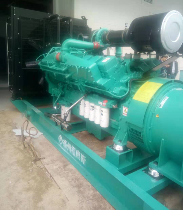 金平发电机租赁使用中无电压或电压太低怎么办?