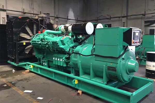 金平温度对电压测量结果的具体影响程度是多少？