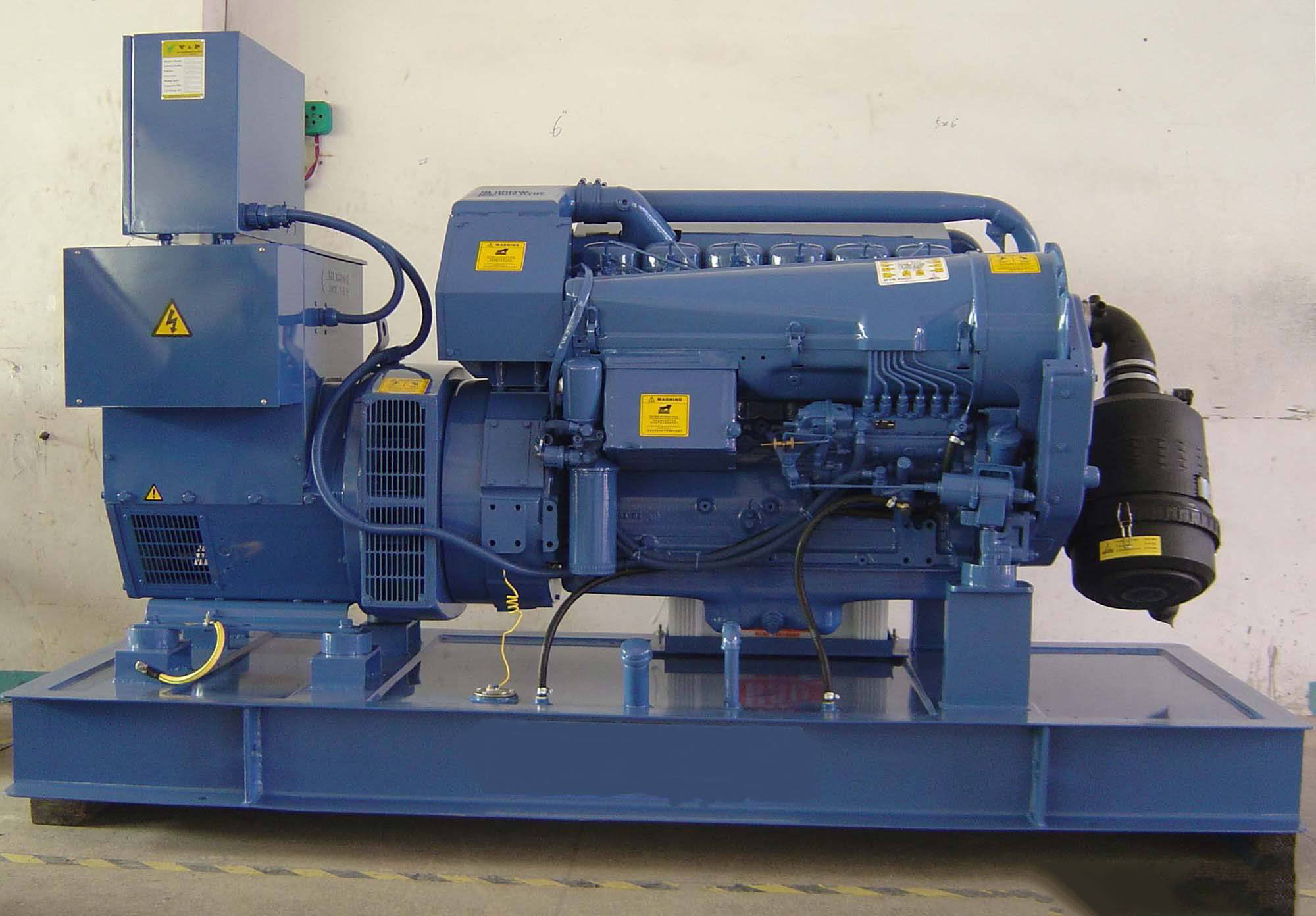 金平汽油发电机组冬季启动前，电瓶需要做哪些检查和维护？