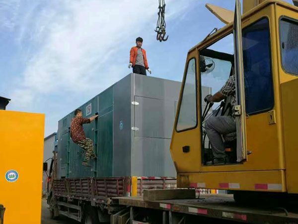 金平如何判断水冷式机油散热器密封件是否需要更换？