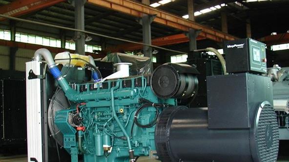 金平如何判断柴油发电机组的机油是否需要更换？